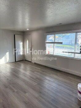 Building Photo - 245 E 200 N