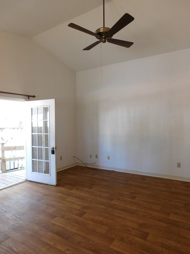 Building Photo - 2801 Currituck Ct