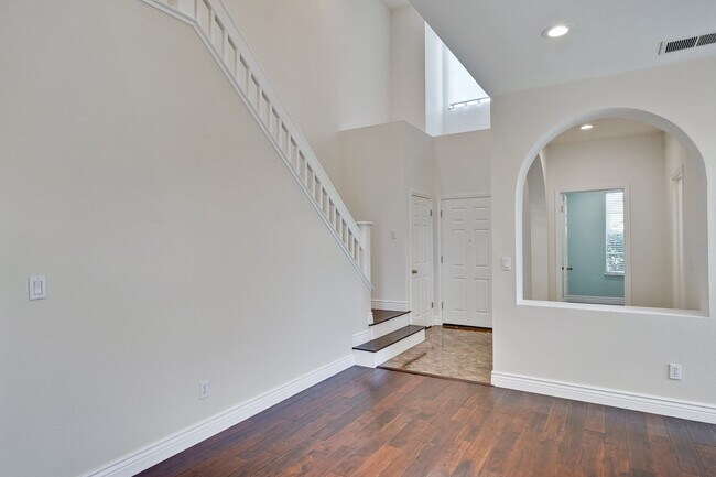Building Photo - Luxury 5BR North San Jose Home | 2,680 Sq. Ft. | Minutes to BART, Levi's Stadium & Silicon Valley...