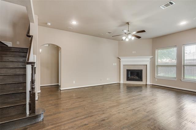 Building Photo - 5804 Silverton Ave
