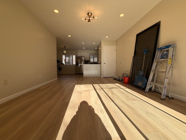 Building Photo - 1109 South St