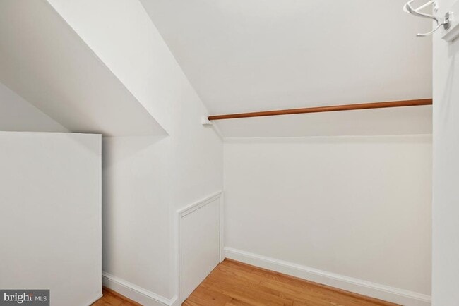 Building Photo - 2809 Pierpont St