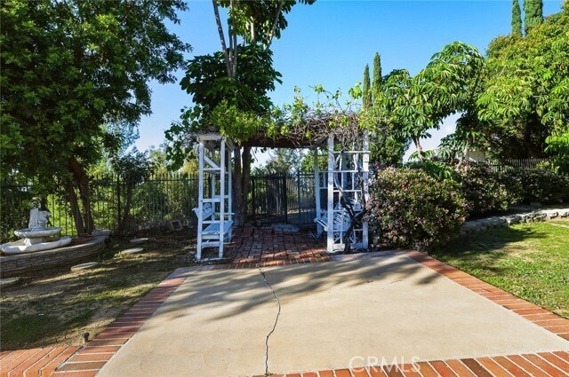 Building Photo - 21465 Running Branch Rd