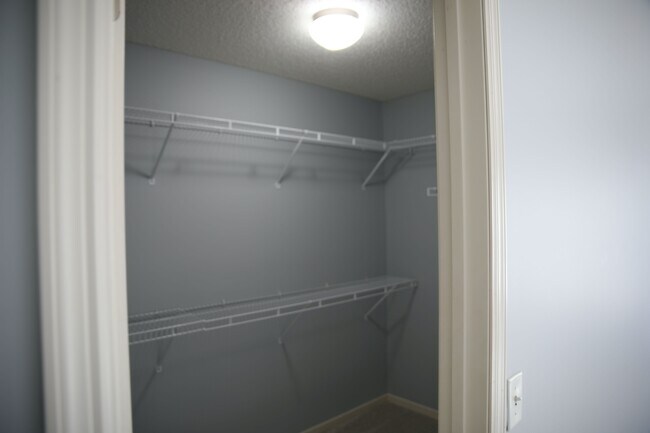 Building Photo - 16513 Dodd Ln