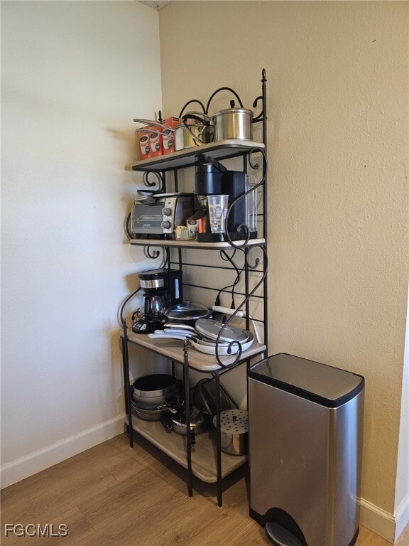 Building Photo - 1500 Popham Dr