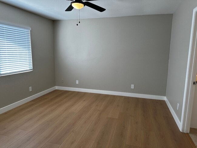 Building Photo - Freshly Updated 3bd/2ba home for rent!