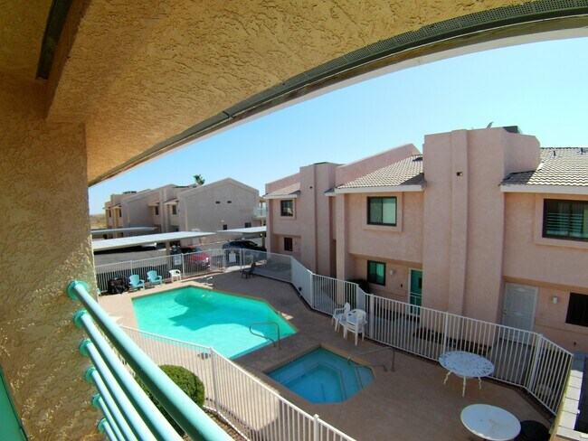 Building Photo - 3400 Sunriver Rd