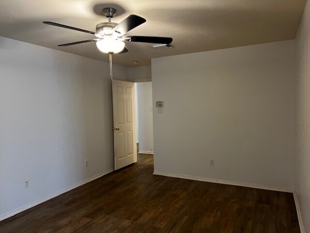 Building Photo - 21007 Terrace View Dr