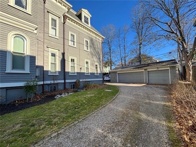 Building Photo - 8 Cottage St