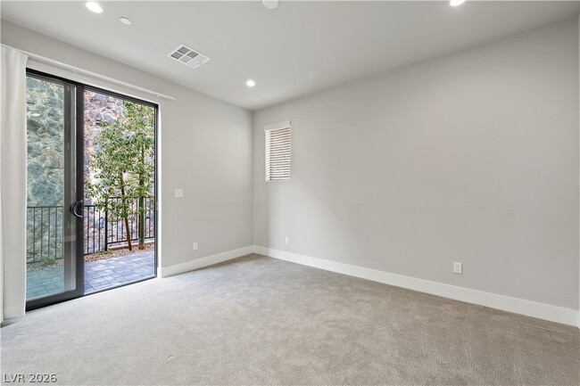 Building Photo - 446 Tranquil Peak Ct