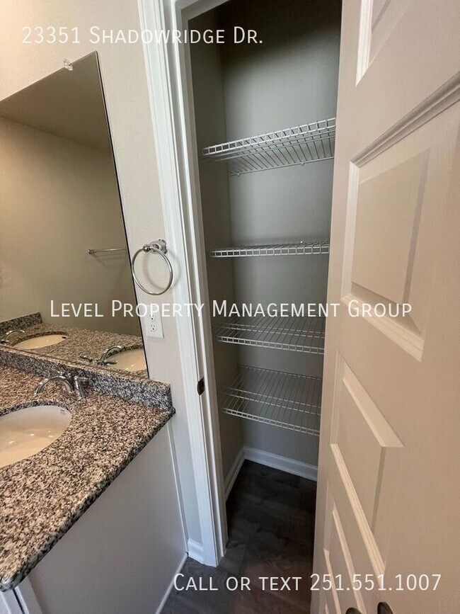 Building Photo - 23351 Shadowridge Dr