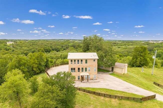 Building Photo - 520 Double Eagle Rnch Dr