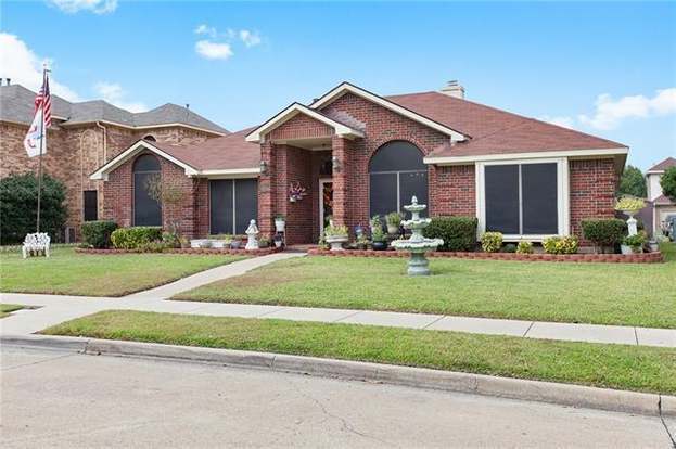 Building Photo - 1611 Brenwood Dr