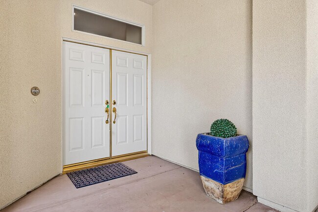 Building Photo - 128 Kavenish Dr