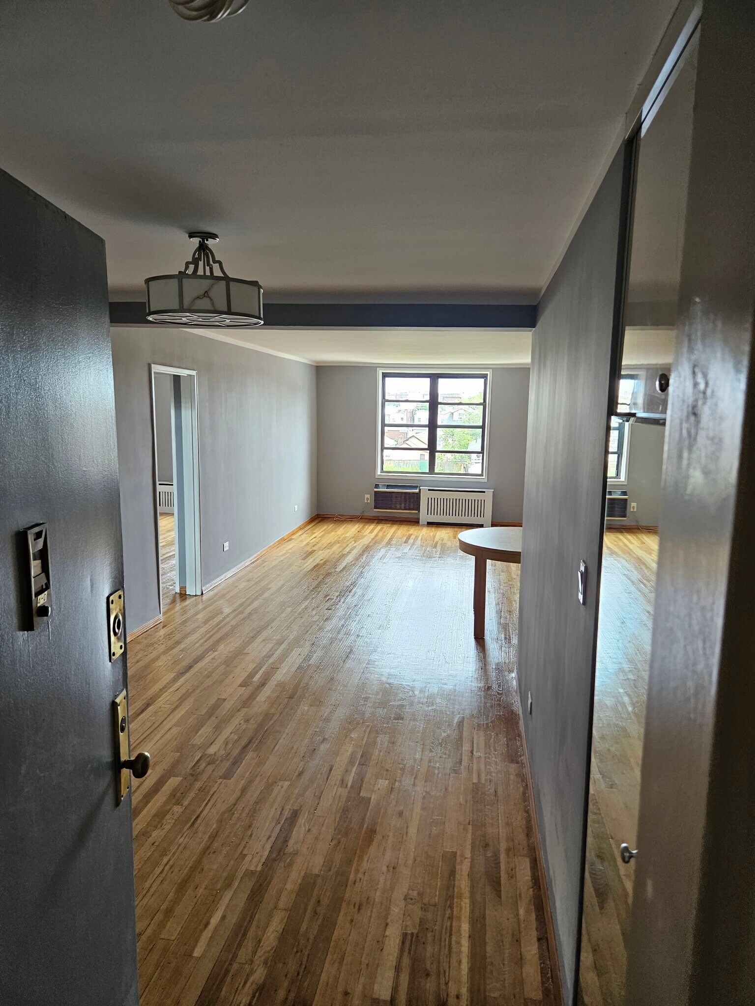 Building Photo - 2277 Homecrest Ave