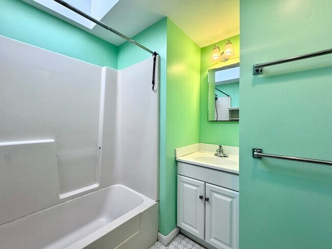 Building Photo - 10 Marrigan St