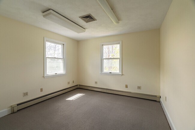 Building Photo - 99 Garfield Ave