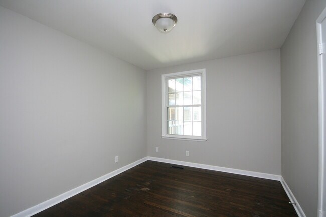 Building Photo - 4300 Force Dr NW