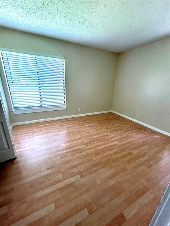 Building Photo - 844 E Flag Ln