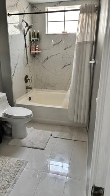 Building Photo - 9901 Baywinds Blvd