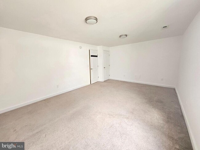 Building Photo - 73 Medal Way