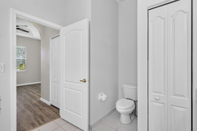 Building Photo - 5614 Sunberry Cir