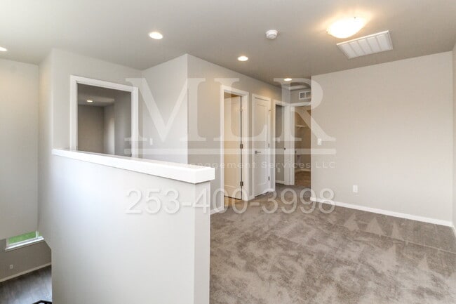 Building Photo - 10325 SE 270th St