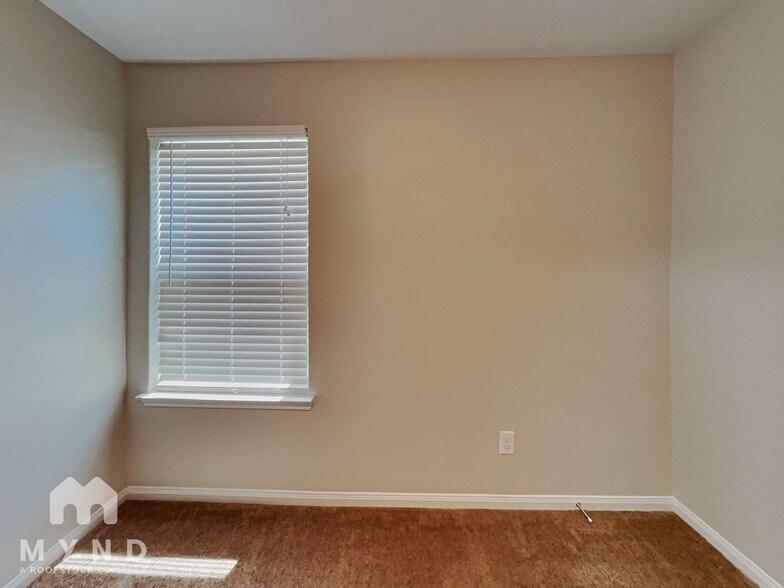 Building Photo - 5823 Treasure Cove Rd