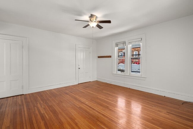 Building Photo - 36 Sewall St