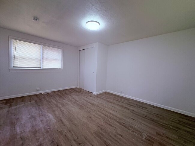 Building Photo - 2944 N 58th St