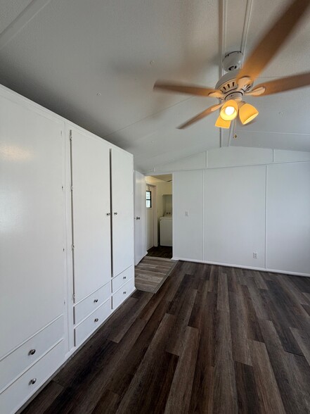 Building Photo - 4865 NW 27th St