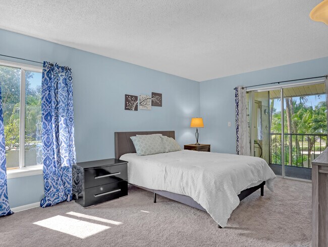 Building Photo - 6552 Chasewood Dr