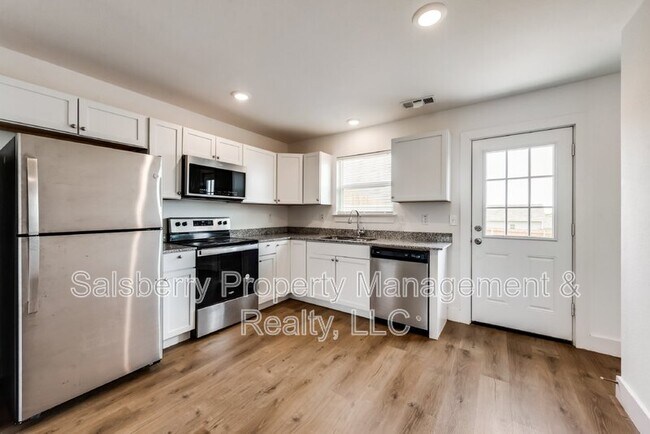 Building Photo - 169 Private Rd 4211