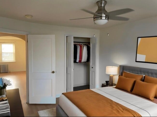 Building Photo - 55 Sayers Ave