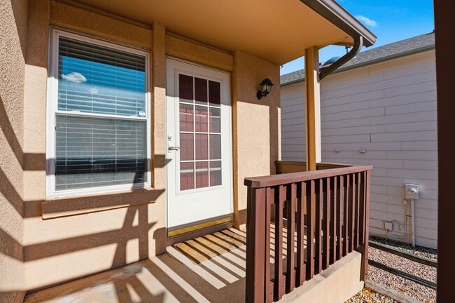 Building Photo - remodeled 3 bedroom Oak Vally Ranch Home