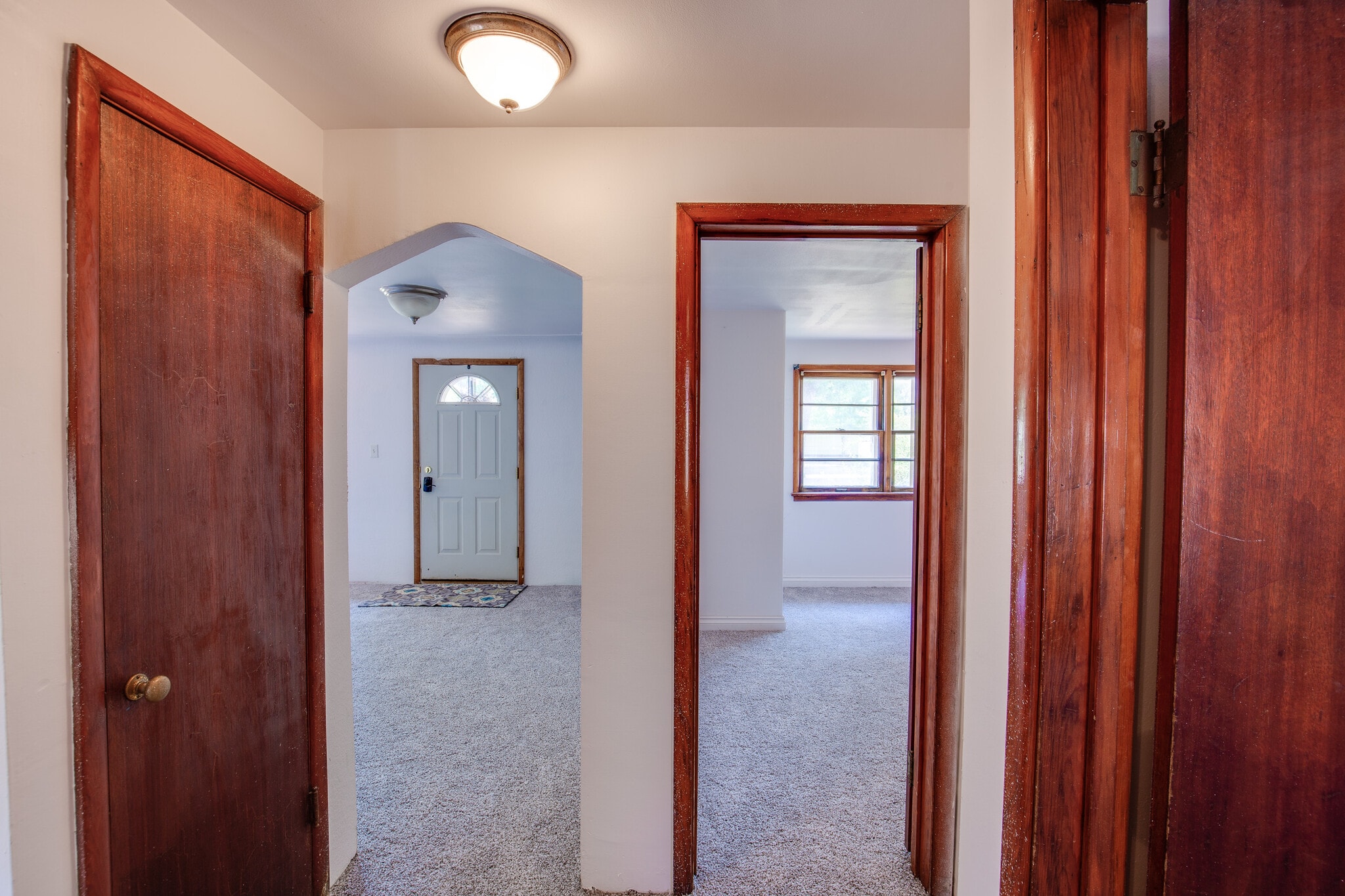 Transition hallway - 519 E 6th St