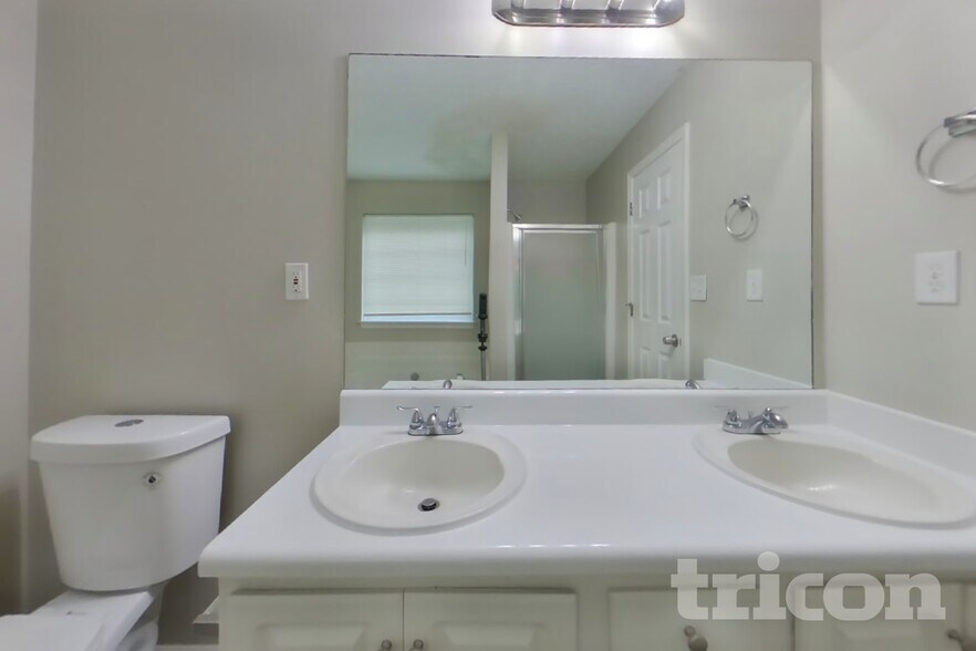 Building Photo - 3067 Brass Dr