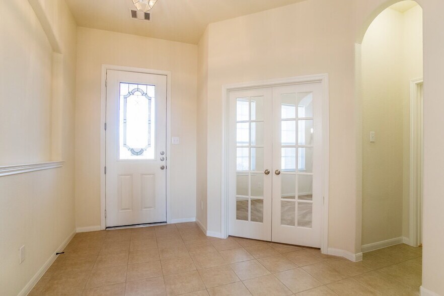 Building Photo - 3014 Rose Trace Dr