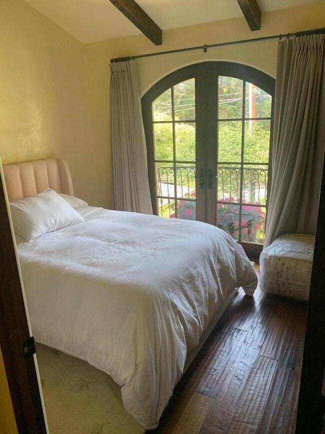 Building Photo - 0 Carmelo St