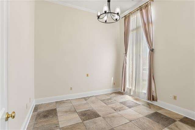 Building Photo - 421 E Honors Point Ct