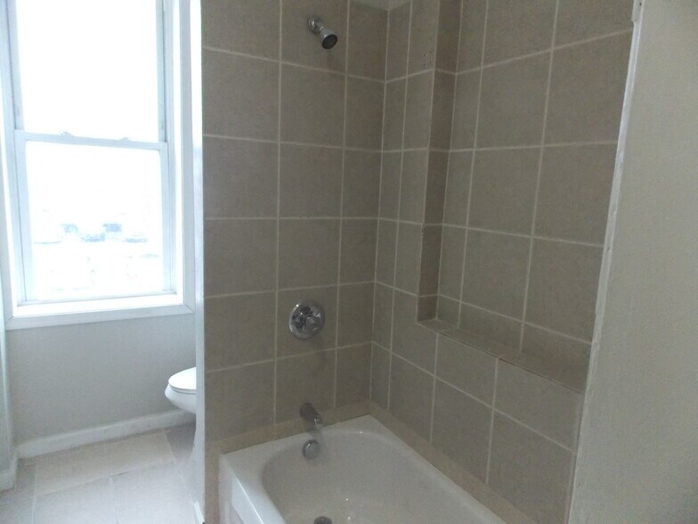 Bathroom - 1001 W Fayette St