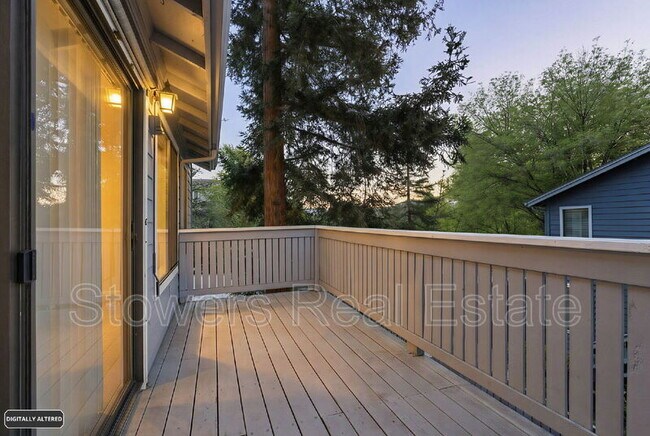 Building Photo - 7102 Cross Creek Cir