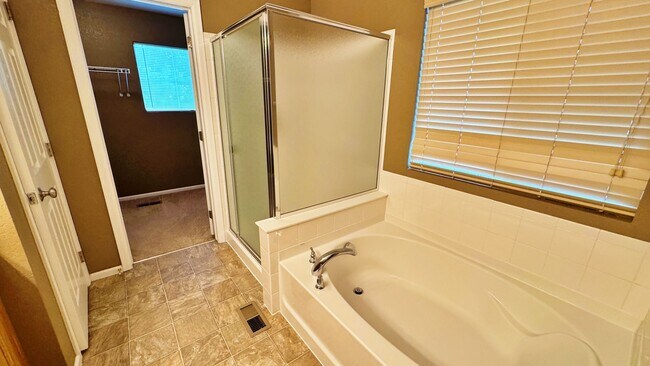 Building Photo - Welcome to Serenity Ridge Corner Lot 3 Bed...