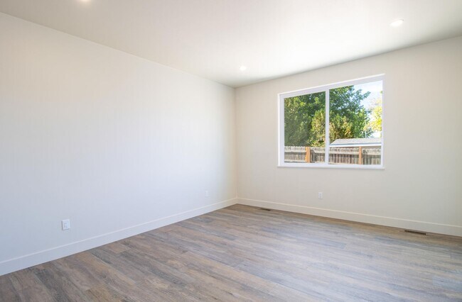 Building Photo - Newly Built Home for Rent