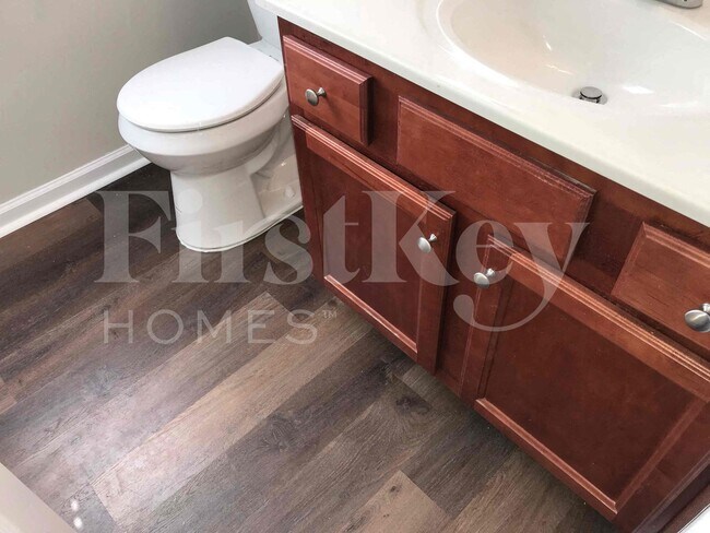 Building Photo - 311 Azalea Loop