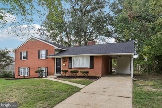 Building Photo - 6105 Hibbling Ave