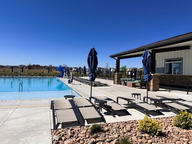 Building Photo - Beautiful Single Family Home | Aurora