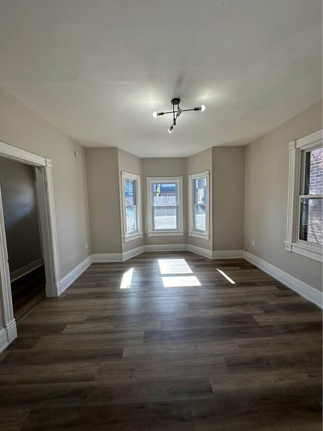 Building Photo - 1328 Pittston Ave