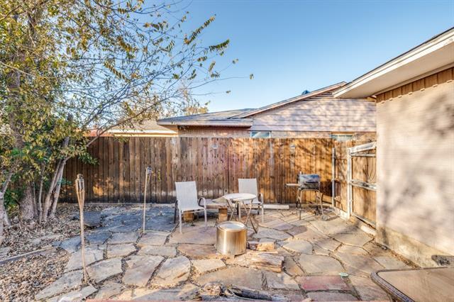 Building Photo - 2817 Cumberland Dr