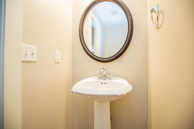 Building Photo - ***2011 Karrington Ridge***